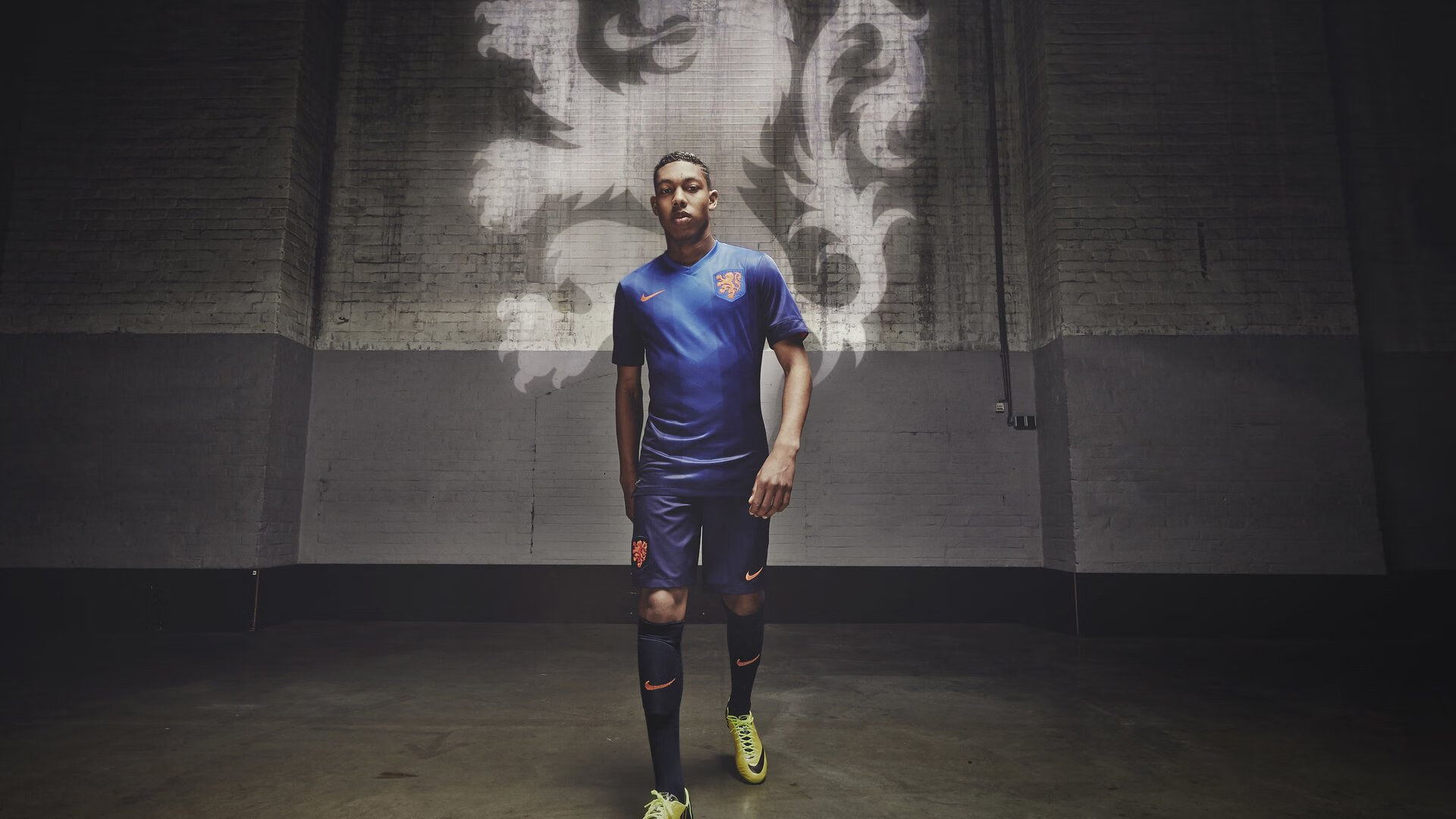 厄德高爆发之谜，当拉齐奥险胜遇见阿尔及利亚的足球寓言